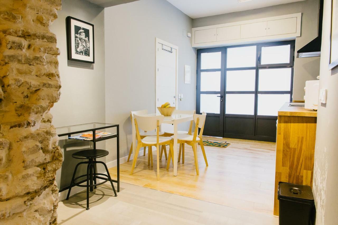 Apartamento La Accesoria Del Arenal Sevilla Exterior foto